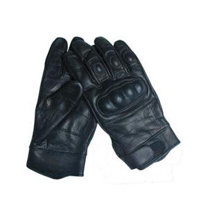 Kožené rukavice TACTICAL Mil-Tec®, plastová ochrana - černé (Barva: Černá, Velikost: S)