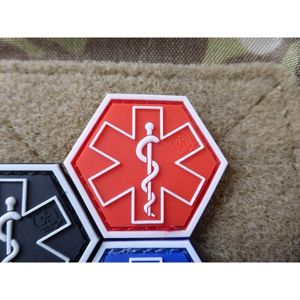 Nášivka Paramedic Hexagon JTG® - červená (Barva: Červená)